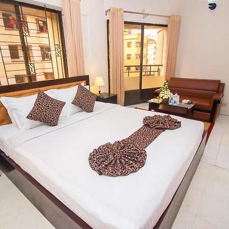 Hotel Suite Palace Dhaka Buitenkant foto