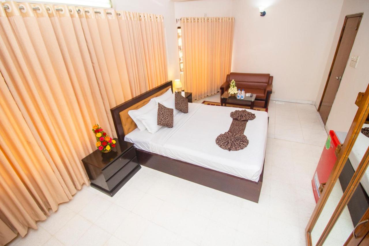 Hotel Suite Palace Dhaka Buitenkant foto