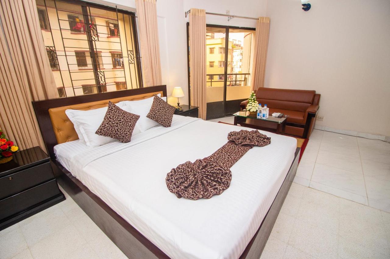 Hotel Suite Palace Dhaka Buitenkant foto