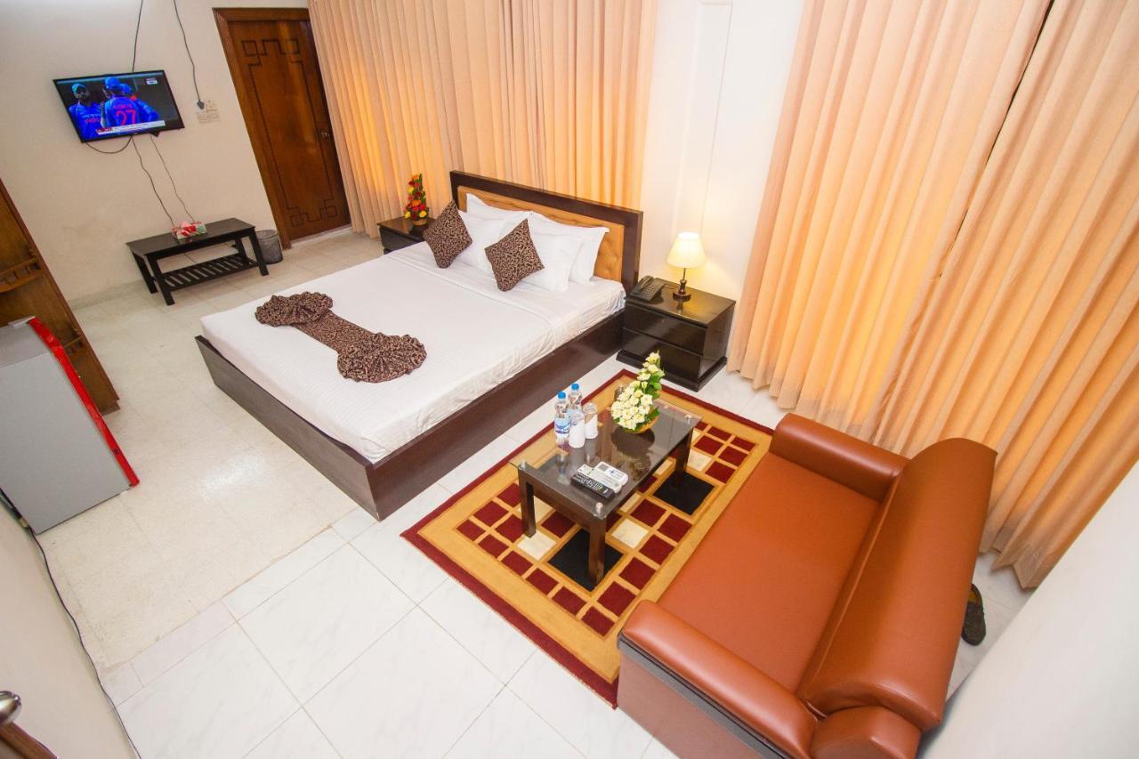 Hotel Suite Palace Dhaka Buitenkant foto